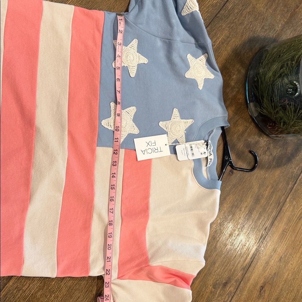 Tricia Fix flag Sweatshirt - Picture 4 of 5